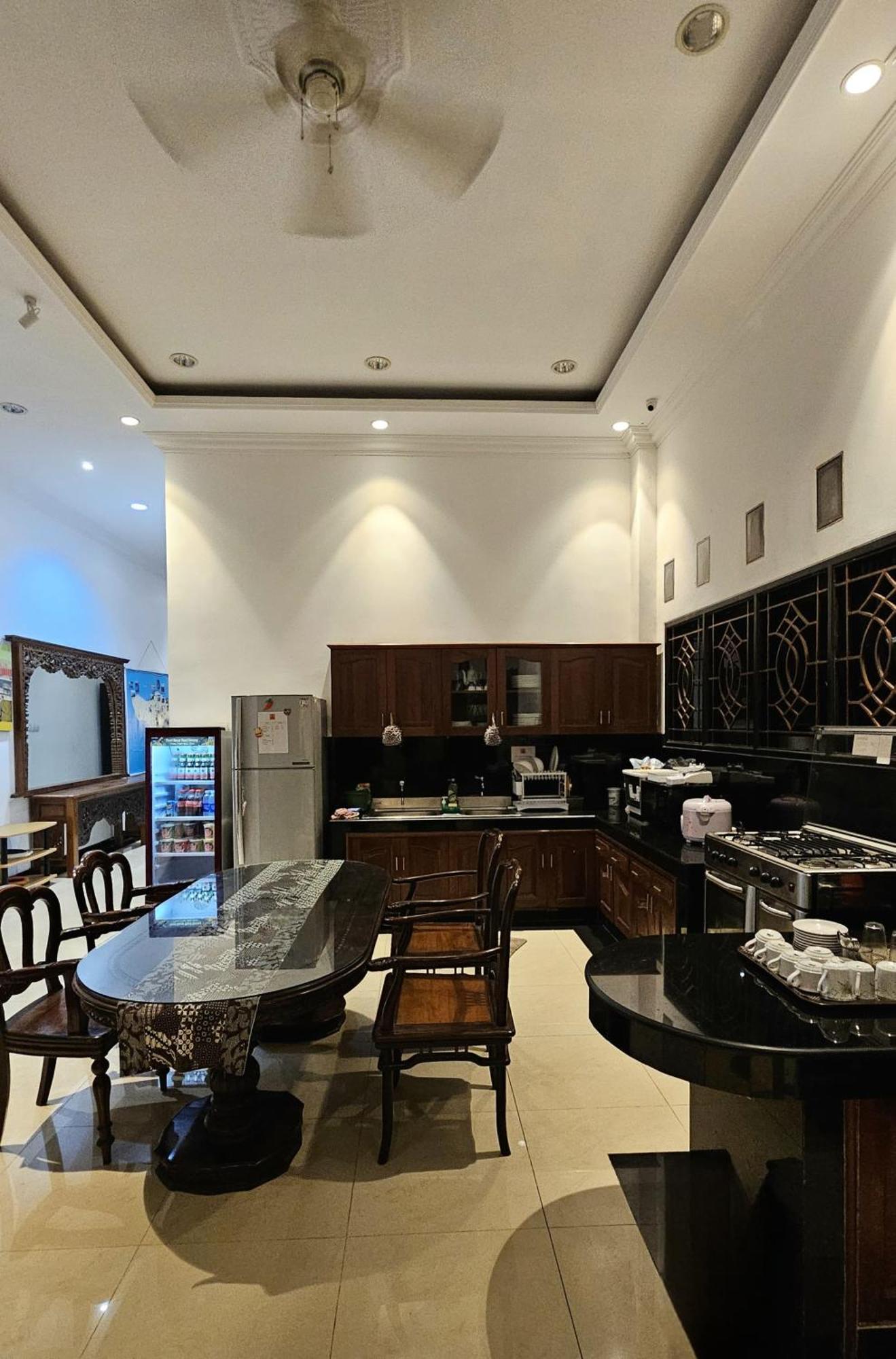 Fora Capsule Hostel Tuban Kuta Lombok Εξωτερικό φωτογραφία